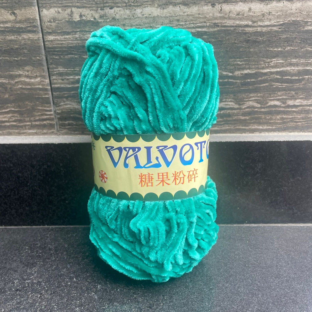 Valvoto Chenille Yarn Ball