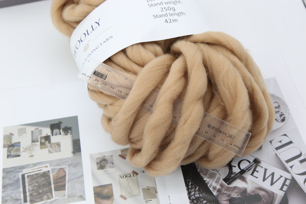 Woolly Chunky Roving Yarn Hank - 250g