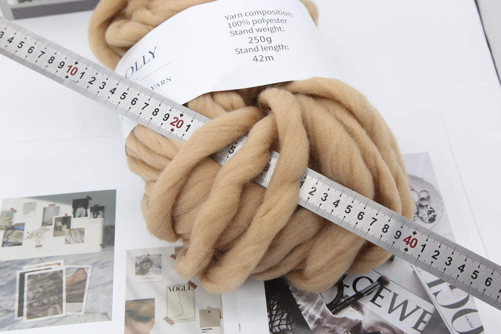 Woolly Chunky Roving Yarn Hank - 250g
