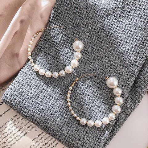 Round Pearl Earrings